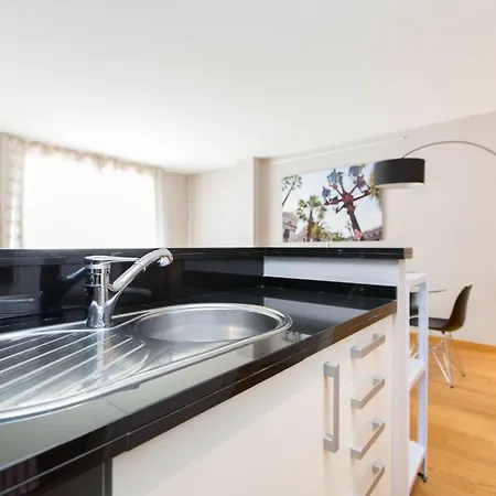 Apartment Apartamento En Edificio Capote, - Ideal Para Familias *